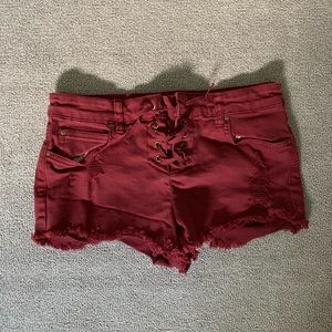 Billabong women’s maroon jean shorts